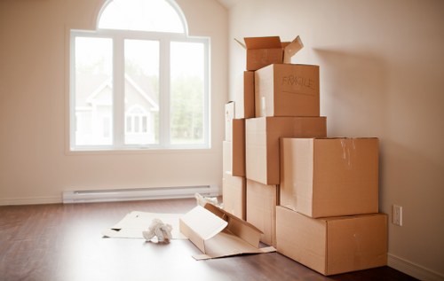 Professional man and van relocation service in Canonbury