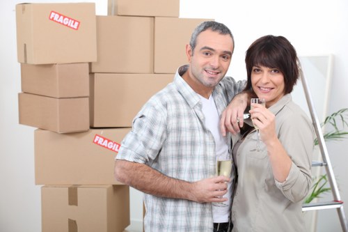 House move transport service in Canonbury neighborhood